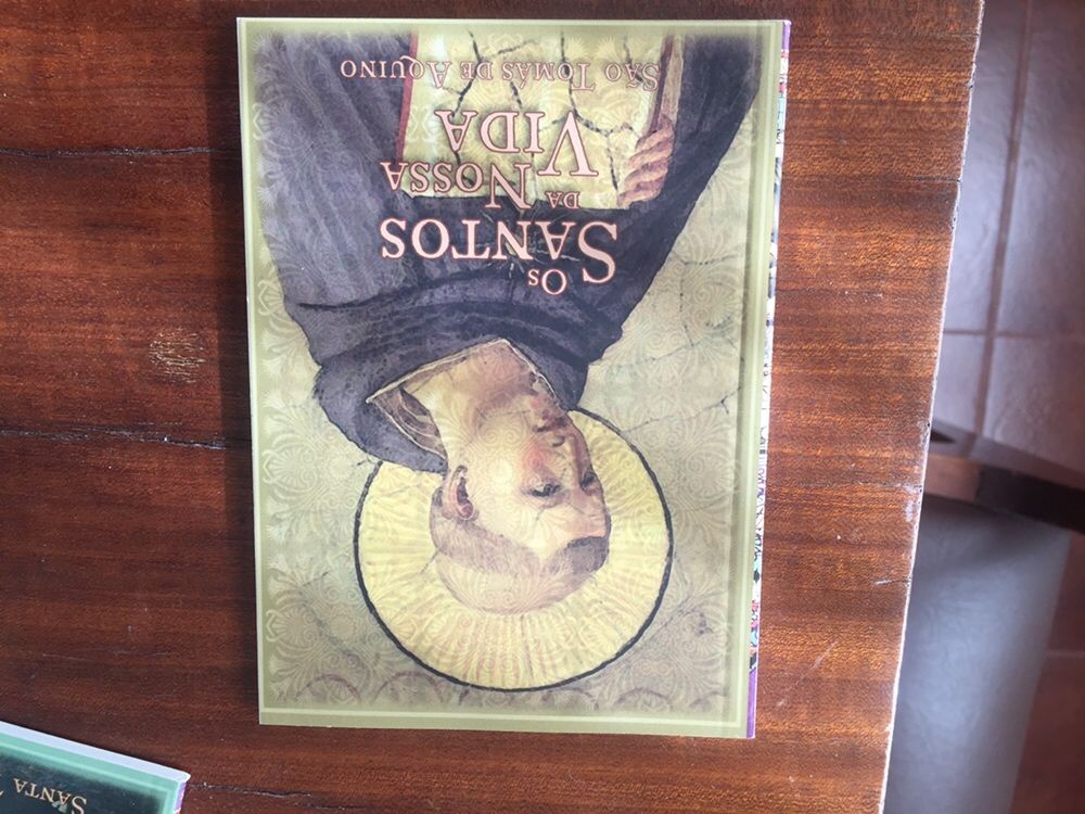 Colecção de livros “ os santos da nossa vida”
