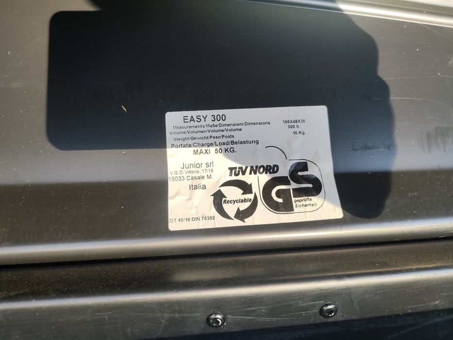 Box dachowy Easy 300 litrów