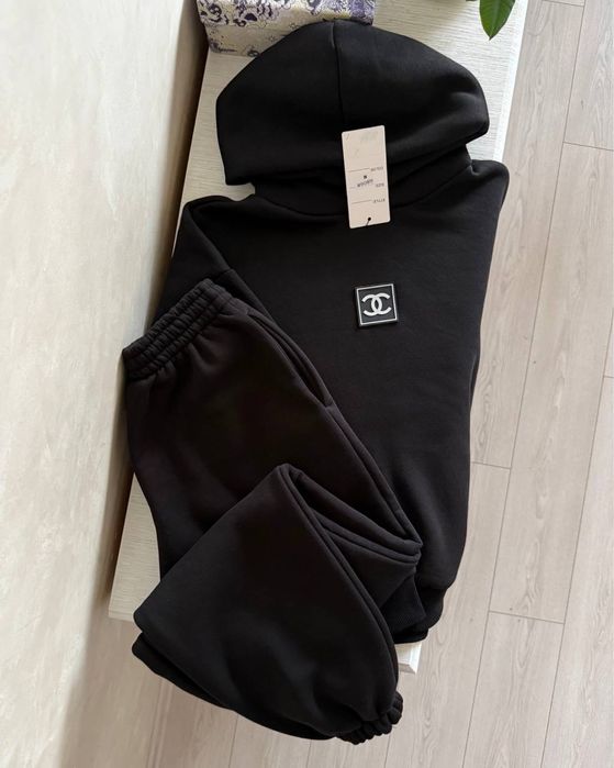 Женский костюм Шанель