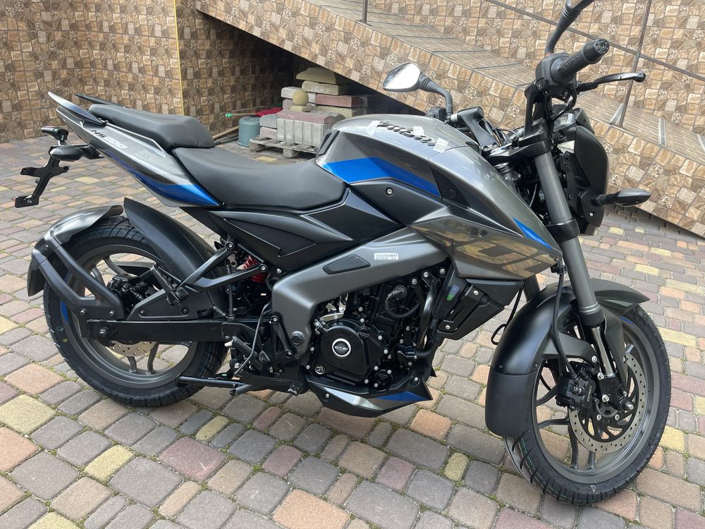 Мотоцикл Bajaj Pulsar NS 200 UG 2023