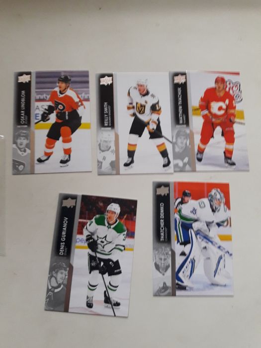 Карточки хокейные