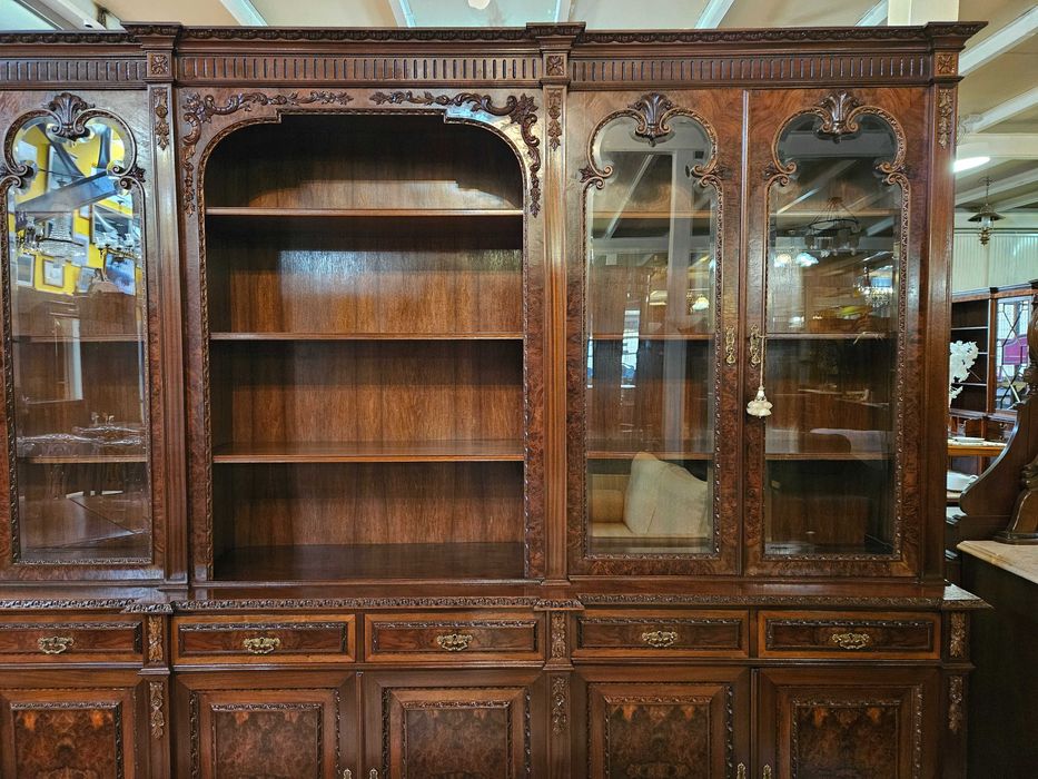 Enorme móvel de sala antigo - óptimo estado geral