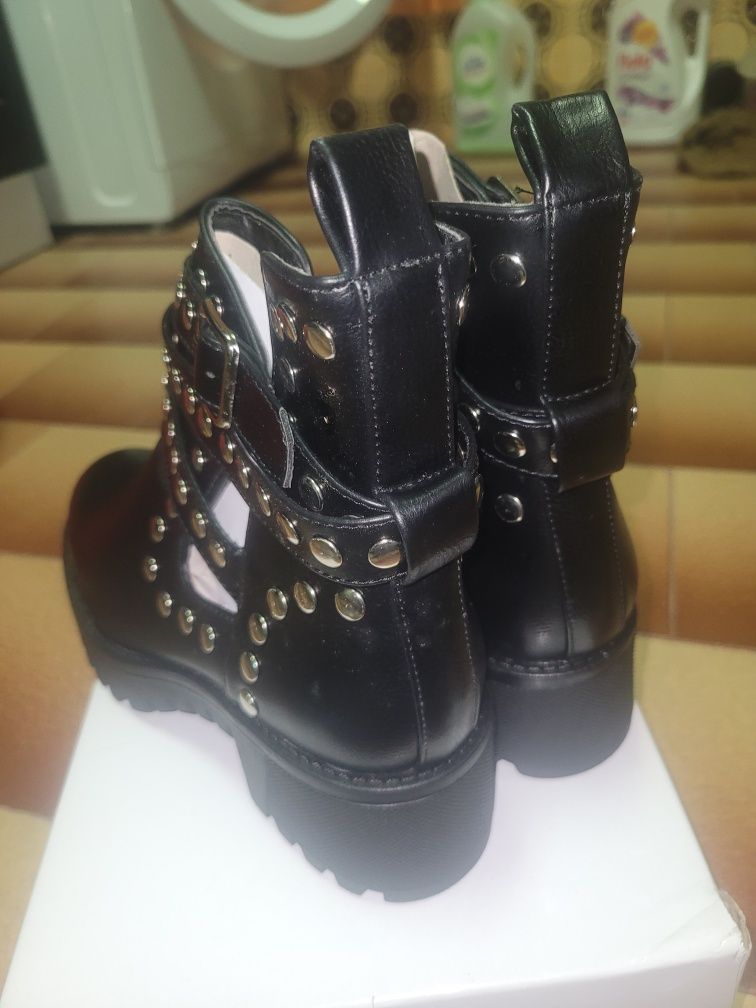Botas pretas Day-Vine