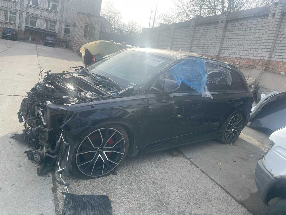 Разборка запчасти Audi Q7 Prestige 4M 2020 LC9X шрот ляда дверь бампер