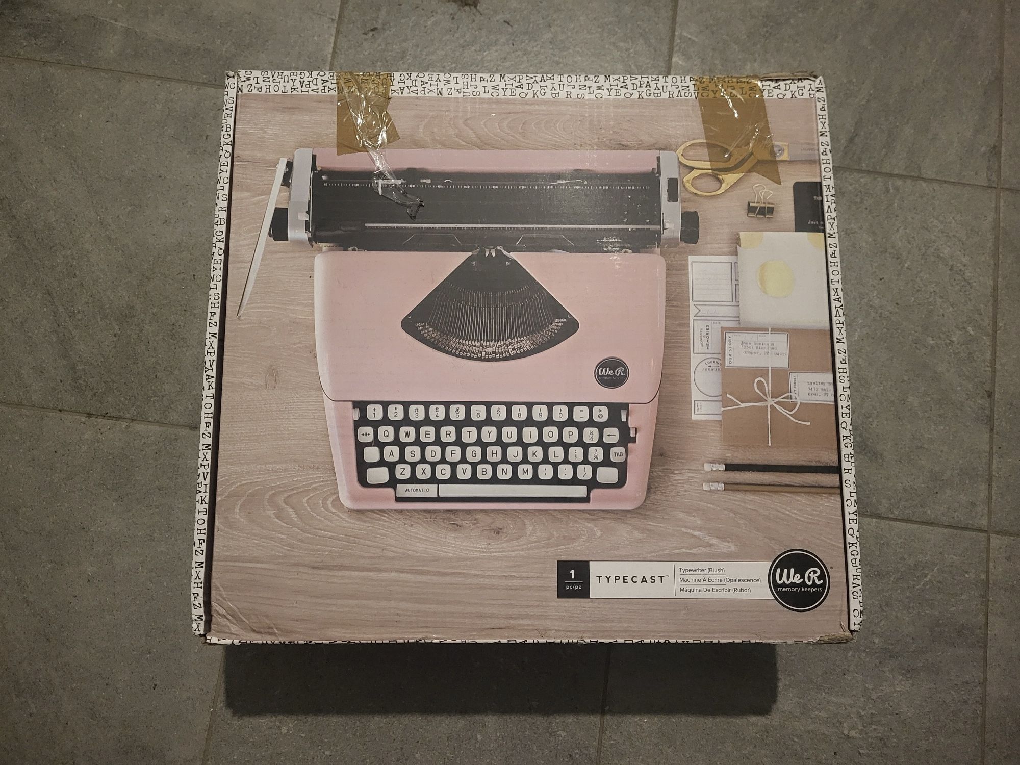 Maszyna do pisania retro różowa