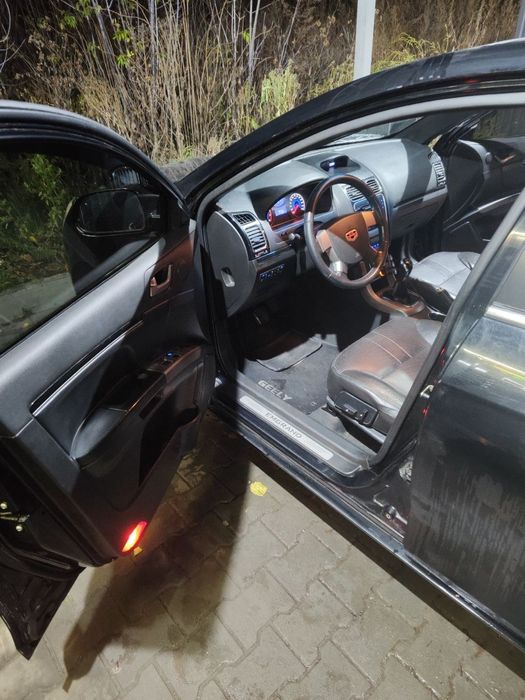 Geely Emgrand EC7