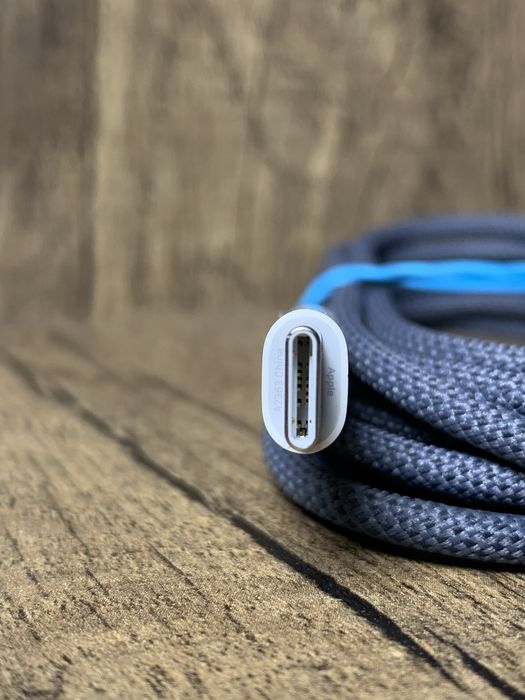 Apple USB-C to MagSafe 3 Midnight A2363 2m Macbook m2 m3 m4 pro max