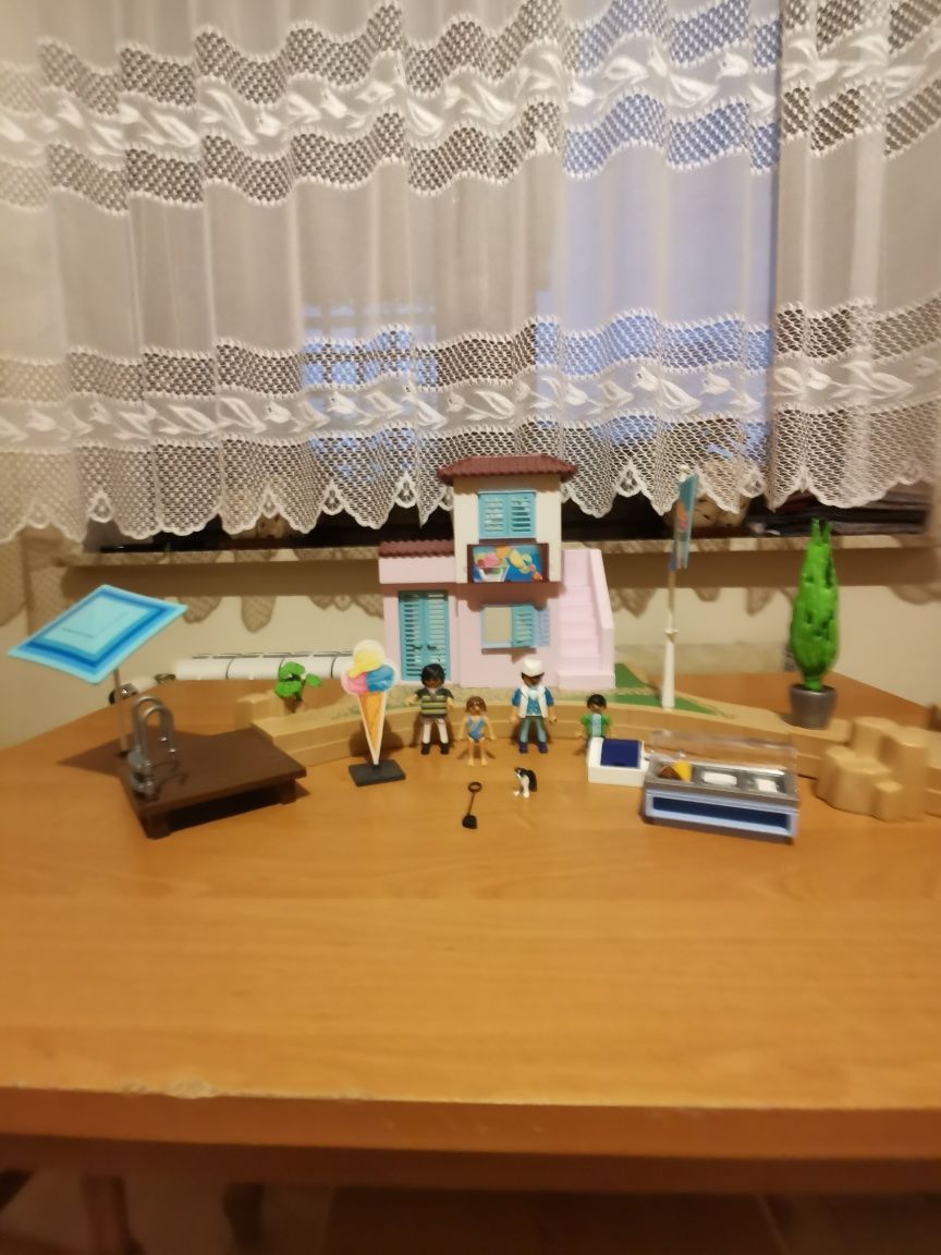 Zabawki playmobil lodziarnia w porcie