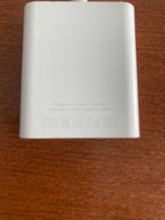 Apple - Mini DisplayPort to VGA Adapter64584775523971121