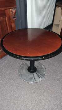 Stół okrągły na metalowej stopie