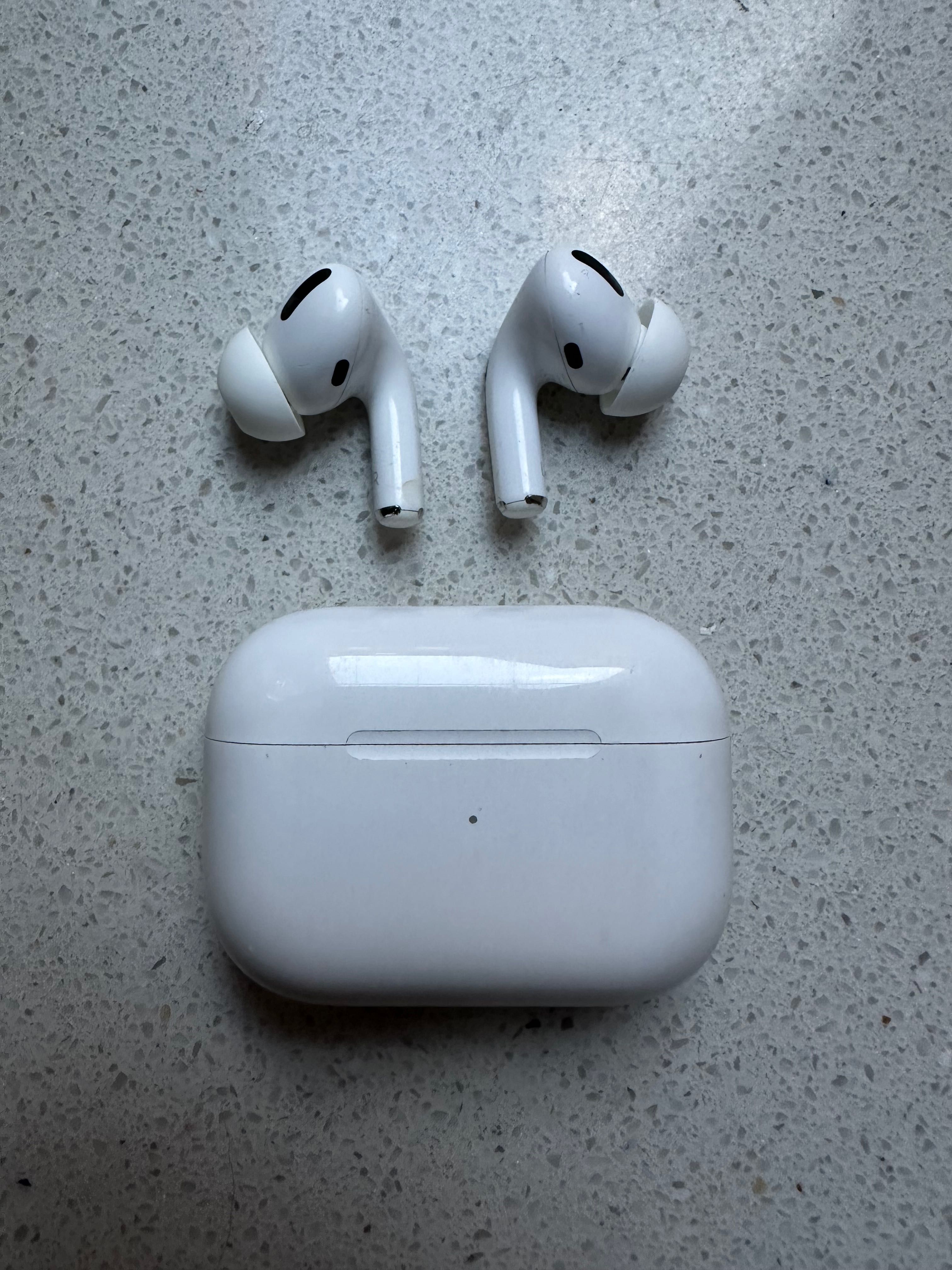 Apple AirPods Pro A2084