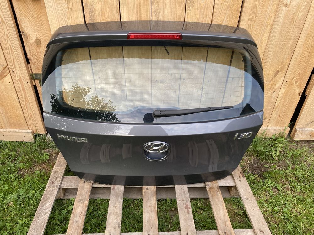 Hyundai i30 czesci kod lakieru 9A 2008r I generacja