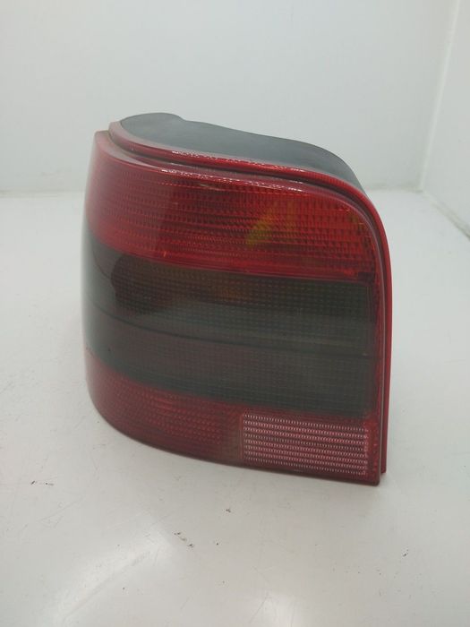Farolim Stop Esq Volkswagen Golf Iv (1J1)