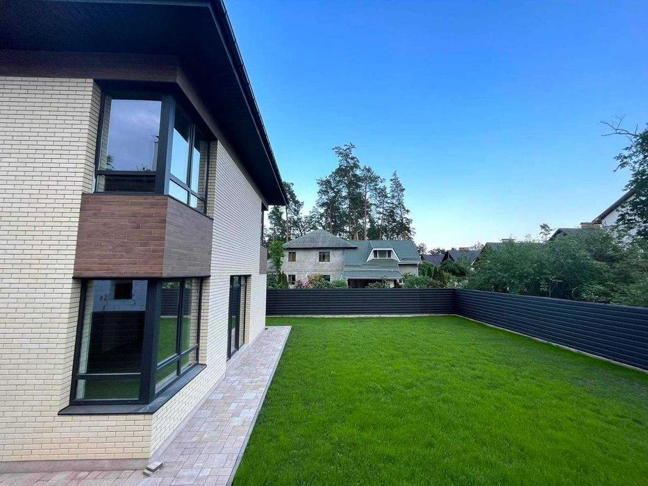 Продам будинок з центральною каналізацією, газом в Лісовій Бучі.