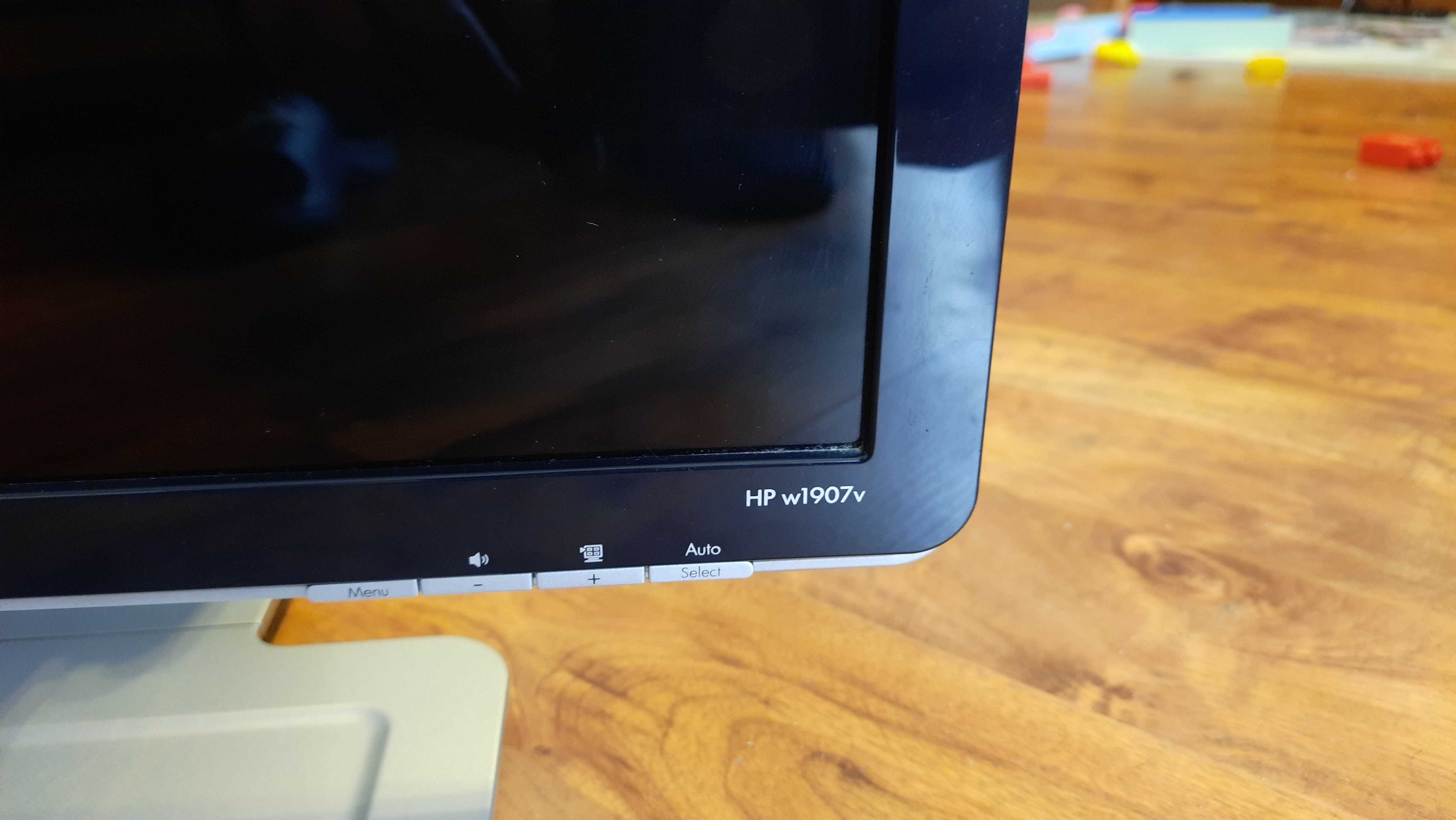 Sprzedam monitor HP w1907v