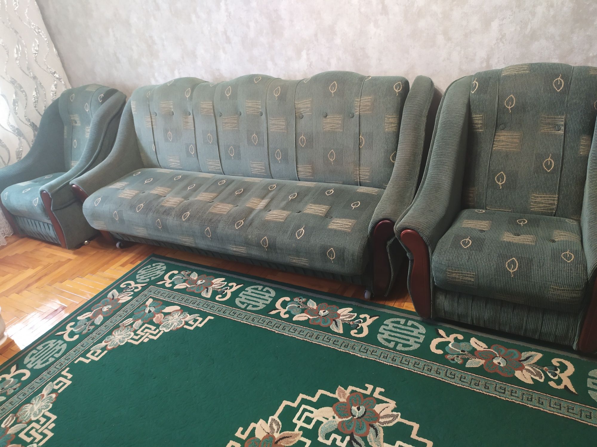 Диван і 2 крісла