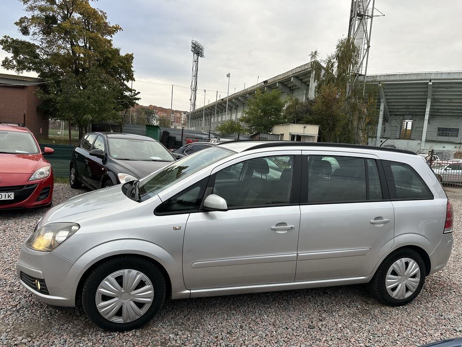 Opel Zafira! Сім місць! Без вкладень!