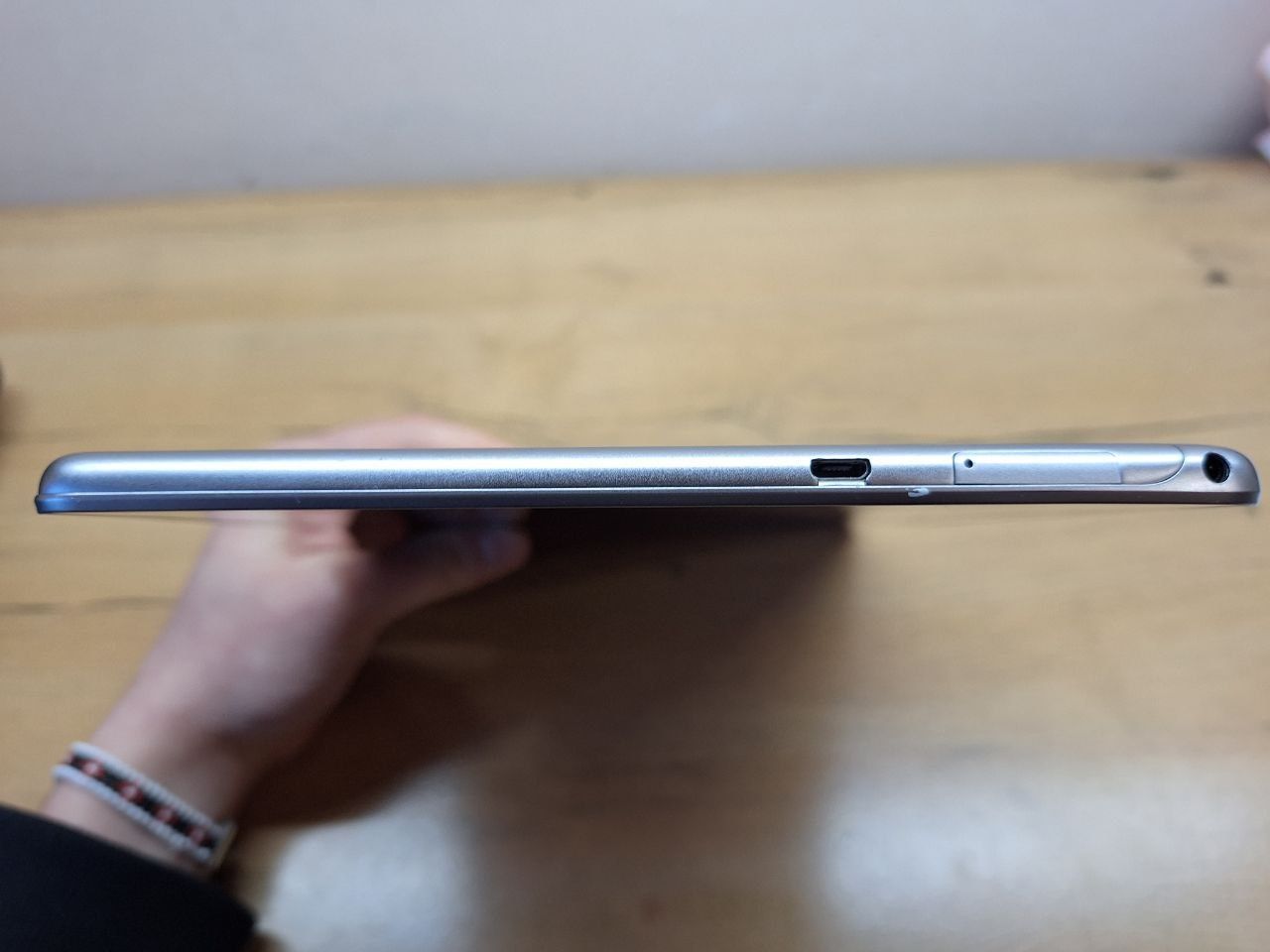 Продам планшет HUAWEI MediaPad T3 10