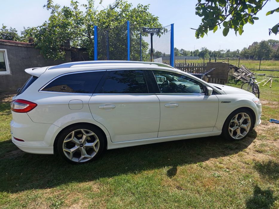 Mondeo Ford  w bardzo dobrym stanie