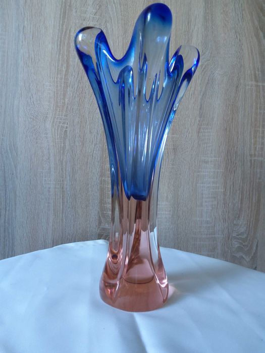 Wazon huta Chribska J. Hospodka