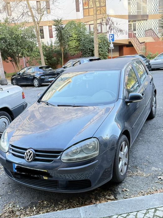 Vendo Volkswagen Golf – Ano 2004 - 1.4