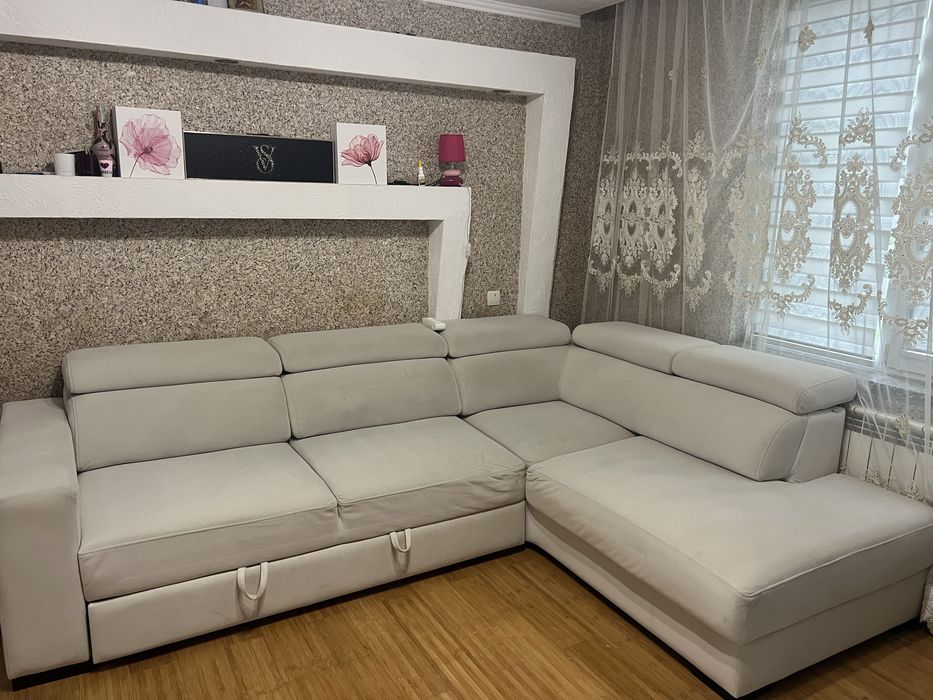 Білий розкладний диван-ліжко | Стан дуже добрий | 200*280