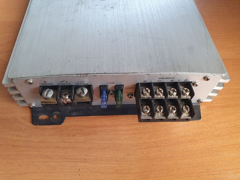 Підсилювач Blaupunkt gta 4 800w