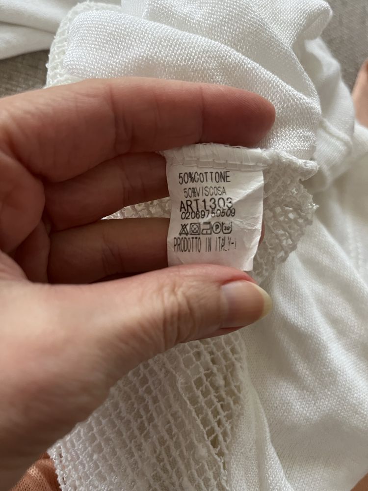 Biały włoski ażurkowy sweterek damski - rozmiar M/L