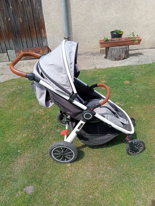 Wózek spacerówka Coletto Joggy