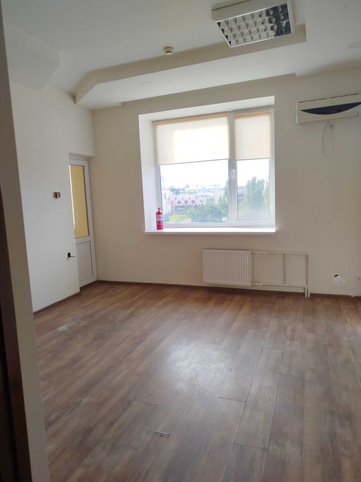 Оренда офісу 160 м2 у центрі міста з укриттям