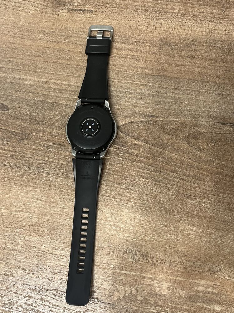 Sprzedam smartwatch samsung galaxy wtach 46mm srebny