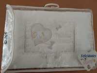 Porta toalhitas c/3 bolsinhas para guardar lembranças do bebé
