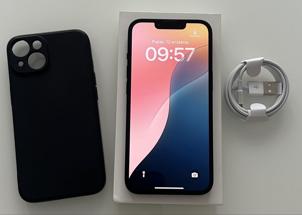 Iphone 13 128 GB Idealny Cały Zestaw