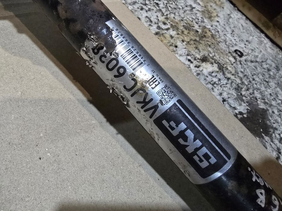 Полуось рено меган 2 сценик 2 піввісь шрус правая левая Renault Megane