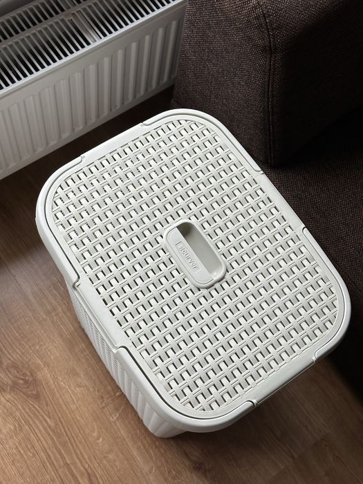 Curver style kremowy pojemnik kosz na pranie 60 litrow idealny