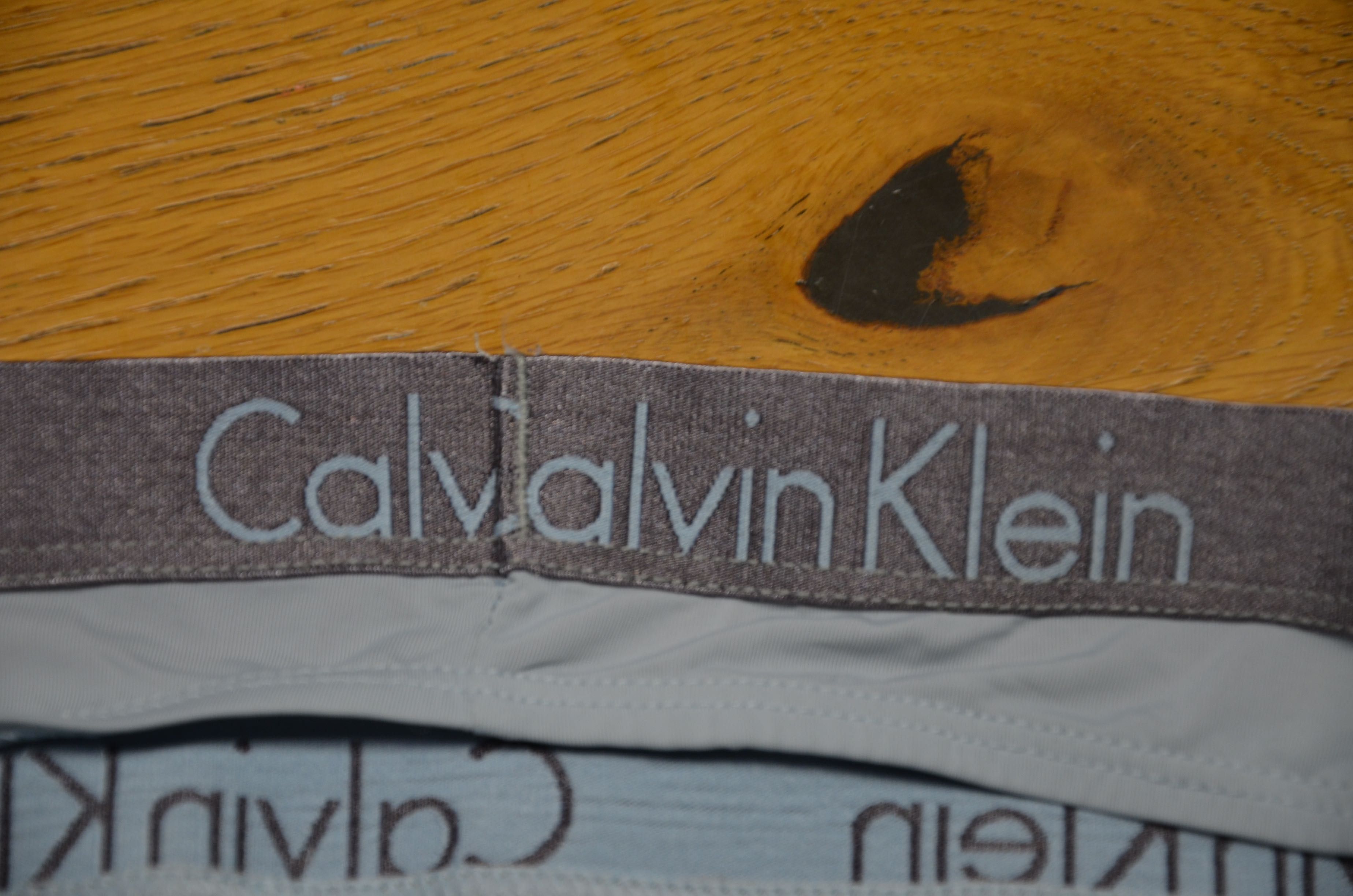 Calvin Klein majtki/stringi r. M/L