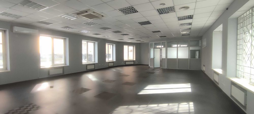 Продаж приміщення 151м2/ м. Наукова/ вул. Космічна