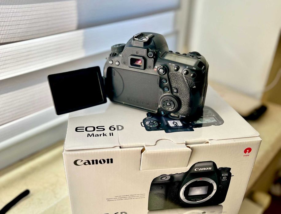 Canon 6d mII, sigma ART 20 1.4, nissin di622