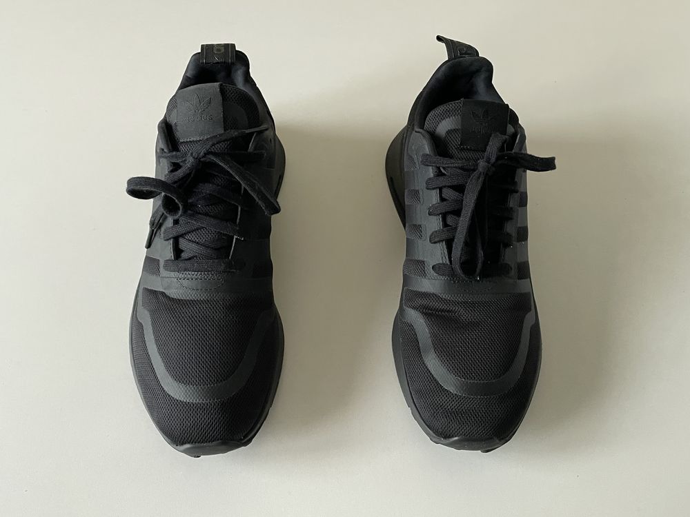Adidas Multix Originals базові чорні кросівки р. 44 оригінал