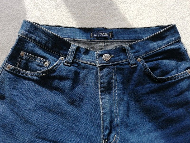 Armani Jeans roz. 31, M/38/10 nowe bez metek, klasyczne niebieskie