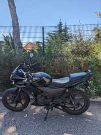 Honda CBF125 - excelentes condições