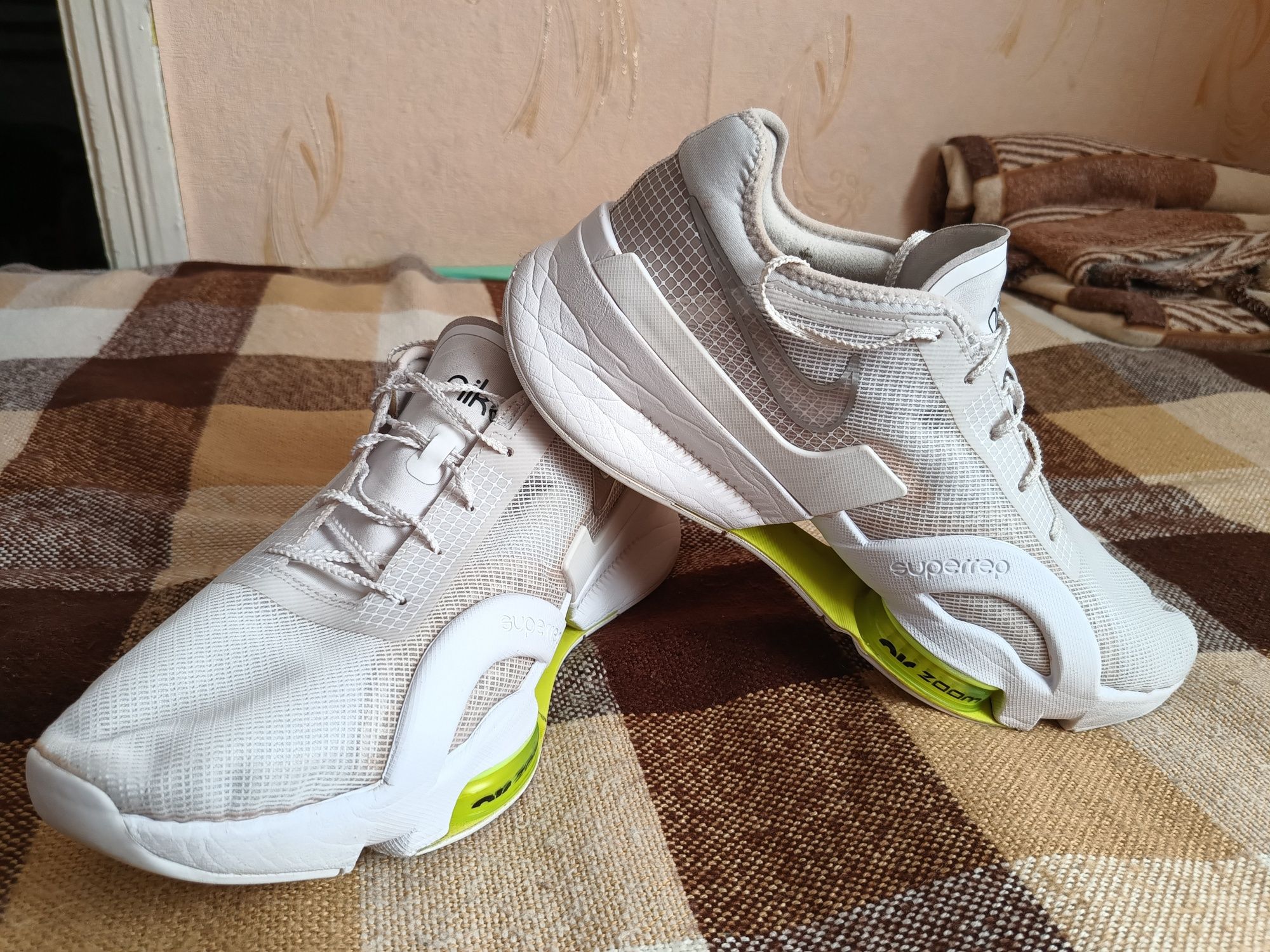 Кросівки Nike Air Zoom Superrep 3