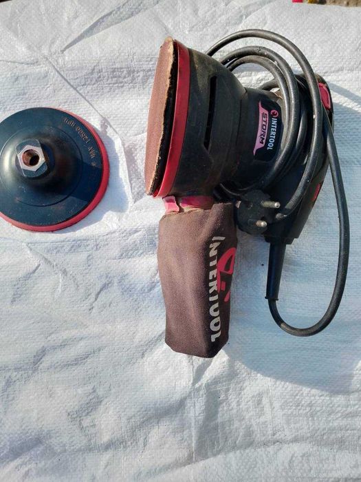 Шлифовальная машинка INTERTOOL