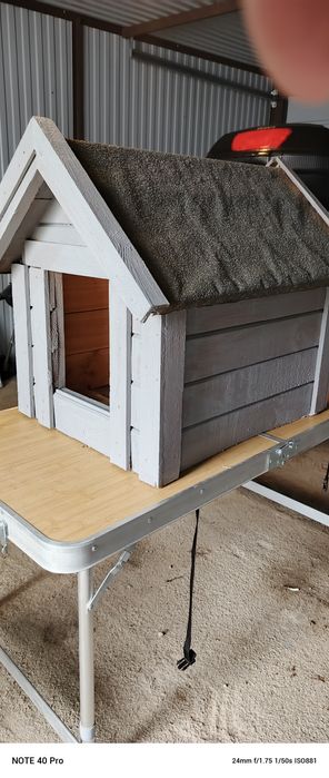 Buda, budka, domek dla psa małej rasy shitzu york maltańczyk