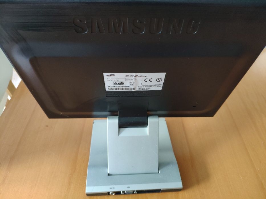 Monitor Samsung SyncMaster 152S para peças