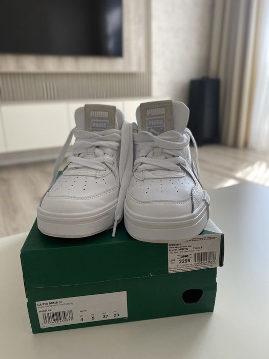 Кросівки Puma жіночі білі / кеди 37 розмір