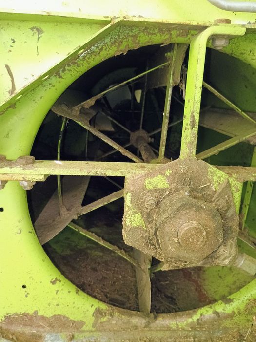 Комбайн Claas Dominator 88s