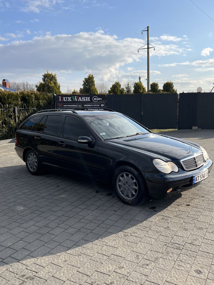 Mercedes Benz W203 2001р 2.0 бензин