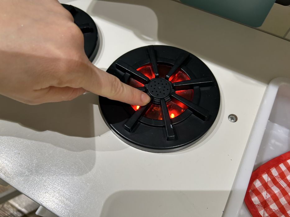 Kuchnia dziecieca wraz z akcesoriami