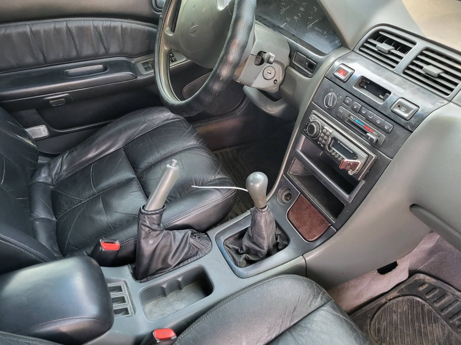 Nissan maxima a 32